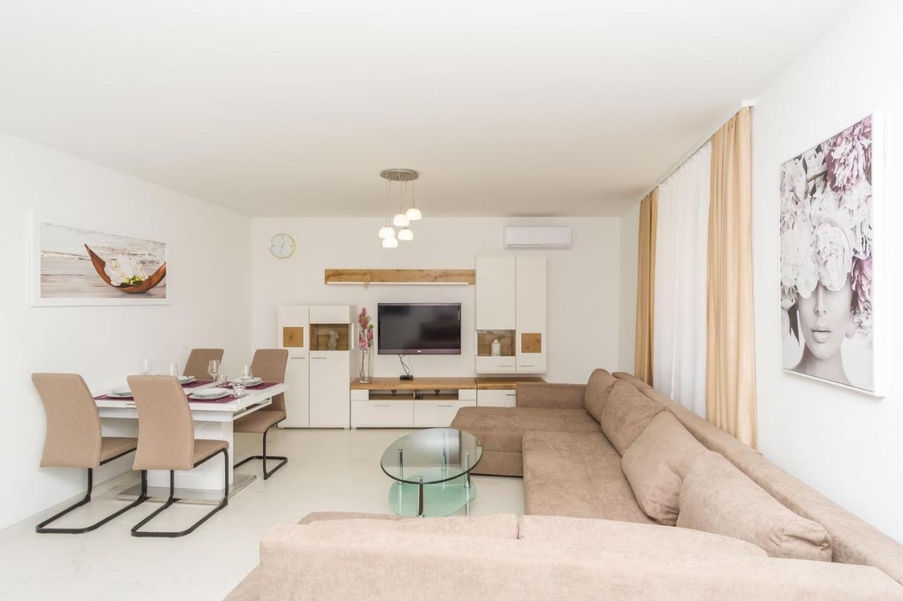 Apartmani Simi - The Sun Crikvenica Exteriér fotografie
